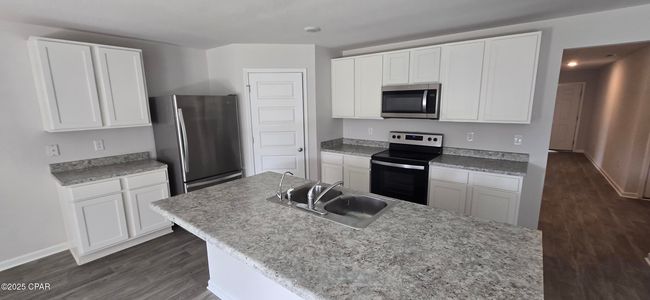 3992 Pioneer Ln, House other with 4 bedrooms, 2 bathrooms and null parking in Panama City FL | Image 4