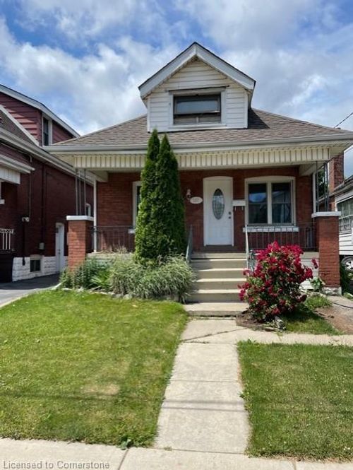157 Leinster Ave N, Hamilton, ON, L8L6Y1 | Card Image