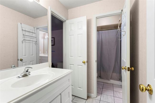 2nd Vanity for Jack and Jill restroom, door to 2nd Bedroom | Image 31
