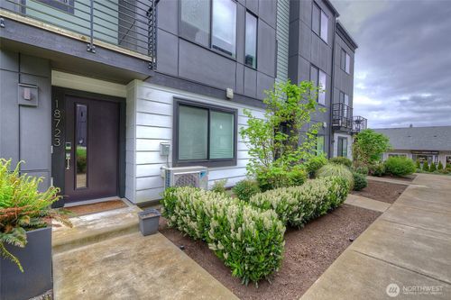 18723 76th Avenue W, Lynnwood, WA, 98037 | Card Image