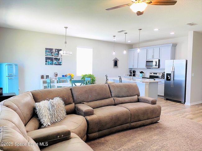 111 Port Royal Ct, House other with 4 bedrooms, 2 bathrooms and null parking in Sebastian FL | Image 16