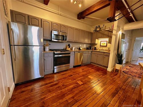 unit-317-145 Canal St, Shelton, CT, 06484-8111 | Card Image