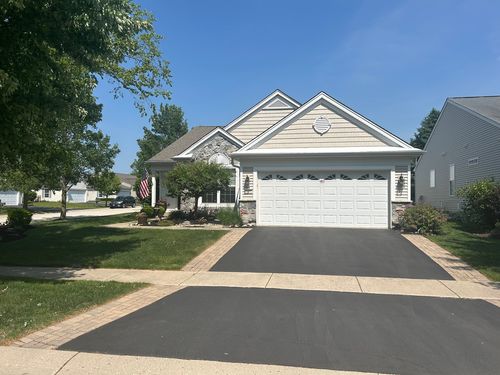 11642 Sunderlin Dr, Huntley, IL, 60142-6207 | Card Image