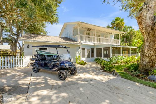 7 Oak Tree Dr, New Smyrna Beach, FL, 32169-4312 | Card Image