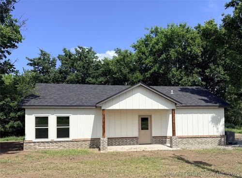 8771 4180 Rd, Claremore, OK, 74017-3178 | Card Image