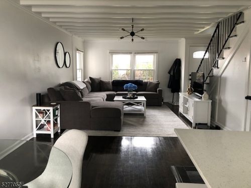 c-2 Beech Spring Dr, Summit, NJ, 07901 | Card Image