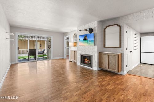 apt-51-2300 Dickerson Rd, Reno, NV, 89503-4908 | Card Image