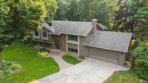 1696 Walnut Ct, Eagan, MN, 55122-2520 | Card Image
