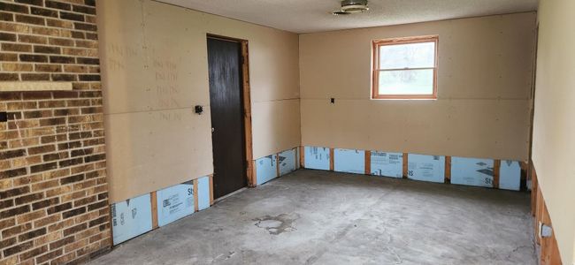 325 E Elm St, House other with 3 bedrooms, 1 bathrooms and null parking in Strawberry Point IA | Image 16