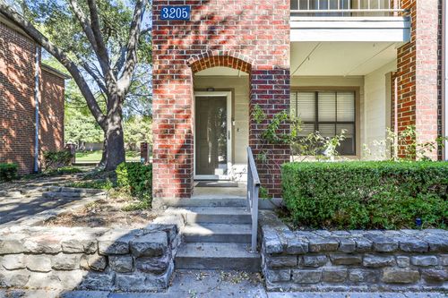 apt-201-3205 Donnelly Cir, Fort Worth, TX, 76107-5400 | Card Image