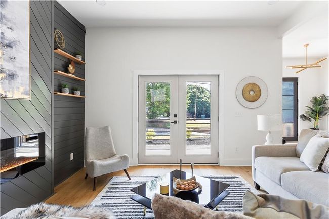 941 Garibaldi St Sw, House other with 4 bedrooms, 4 bathrooms and null parking in Atlanta GA | Image 7