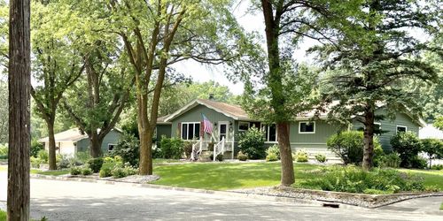 1401 N 4th St, Montevideo, MN, 56265-1026 | Card Image