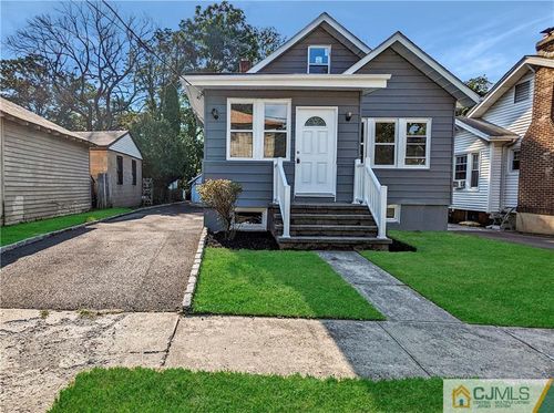 12 Meadowbrook Pl, Maplewood, NJ, 07040-2409 | Card Image