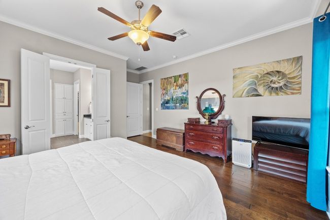 Set apart from the rest of the home, this is your getaway spot, private, spacious, and ready to recharge your day | Image 19