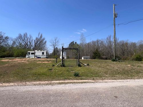 410 Angotti Rd, Crump, TN, 38327-3511 | Card Image