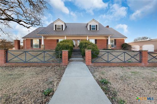 300 County Road 1010, Lampasas, TX, 76550-9649 | Card Image