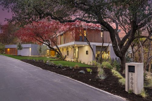 1001 Madrone Rd, West Lake Hills, TX, 78746-4319 | Card Image