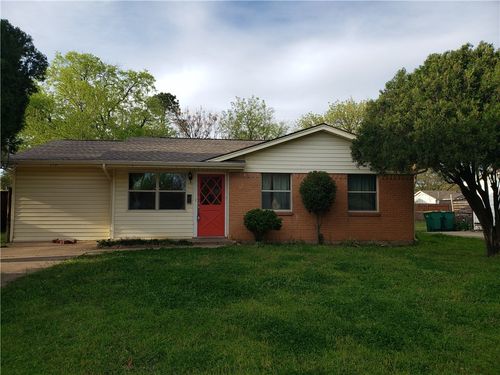 719 Rolling Ridge Dr, Lewisville, TX, 75067-4540 | Card Image