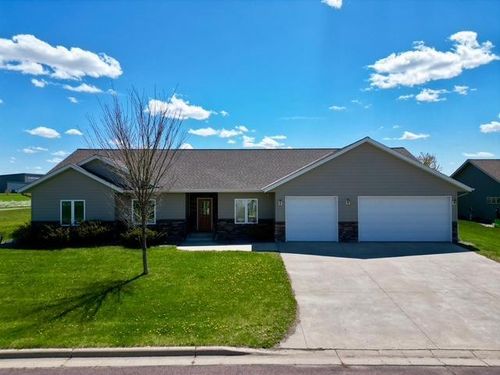 906 Sunrise Blvd, Redwood Falls, MN, 56283-1886 | Card Image