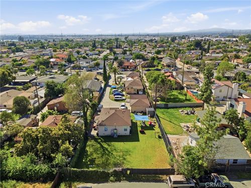 4520 Walnut St, Baldwin Park, CA, 91706-2323 | Card Image