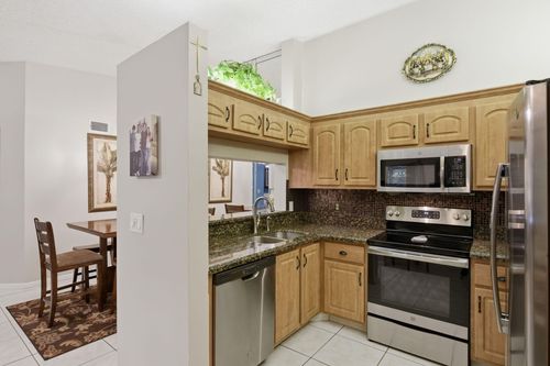 f2-13811 Oneida Dr, Delray Beach, FL, 33446-3356 | Card Image