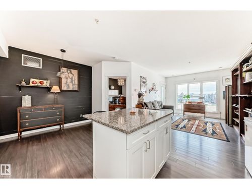 316-10518 113 St Nw, Edmonton, AB, T5H0C6 | Card Image