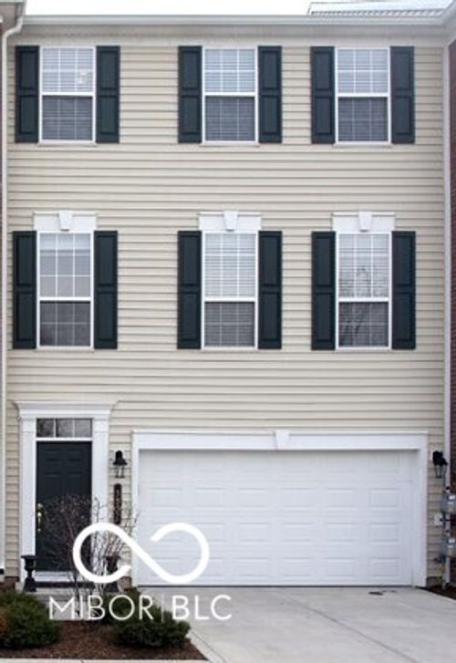 5557 Trammel Ct, Carmel, IN, 46033-8134 | Card Image