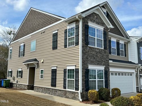 553 Barneswyck Dr, Fuquay Varina, NC, 27526-2276 | Card Image