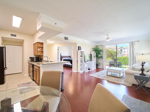 9112 Myrtlewood Cir W, Palm Beach Gardens, FL, 33418-6747 | Card Image