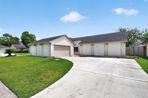 2503 Corral Trl, Friendswood, TX, 77546-2612 | Card Image