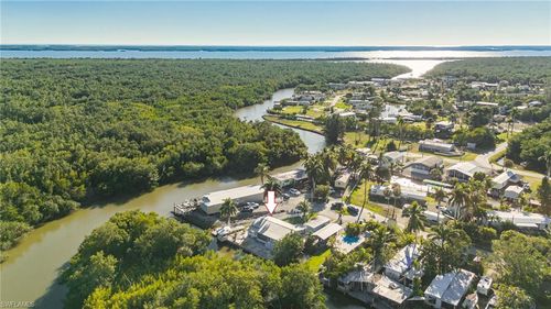 11 Spoonbill Ave, EVERGLADES CITY, FL, 34139 | Card Image