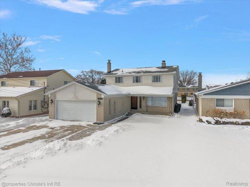 39375 E Archer Dr, Harrison Township, MI, 48045-1811 | Card Image