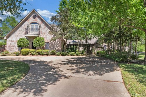 309 Bridgepoint Cir, Bossier City, LA, 71111-8163 | Card Image