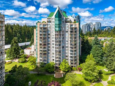 409 - 1189 Eastwood St, Condo with 2 bedrooms, 2 bathrooms and 1 parking in Coquitlam BC | Image 1