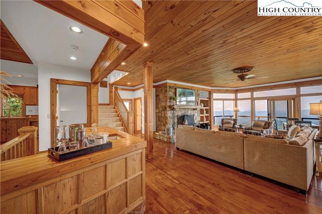 311 N Pinnacle Ridge Rd, House other with 3 bedrooms, 5 bathrooms and null parking in Beech Mountain NC | Image 11