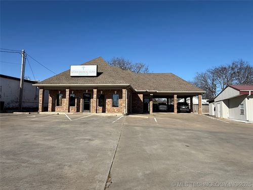 709 E Downing Street, Tahlequah, OK, 74464 | Card Image