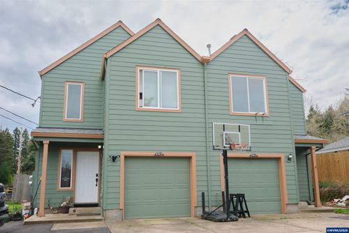 635 Sw Pioneer Dr, Willamina, OR, 97396 | Card Image