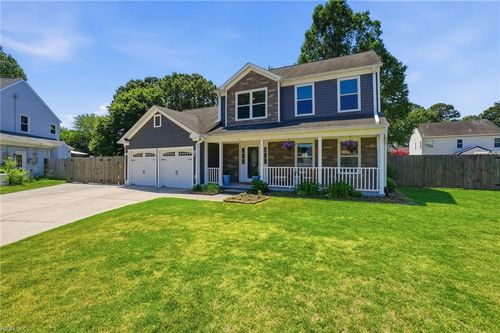 806 Duncombe Ln, Newport News, VA, 23608-9368 | Card Image