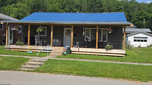 361 Maple Ave, Philippi, WV, 26416-1032 | Card Image