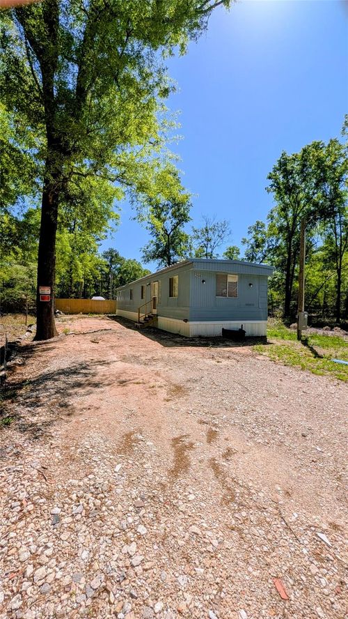 266 Hunters Gln, Livingston, TX, 77351-3877 | Card Image