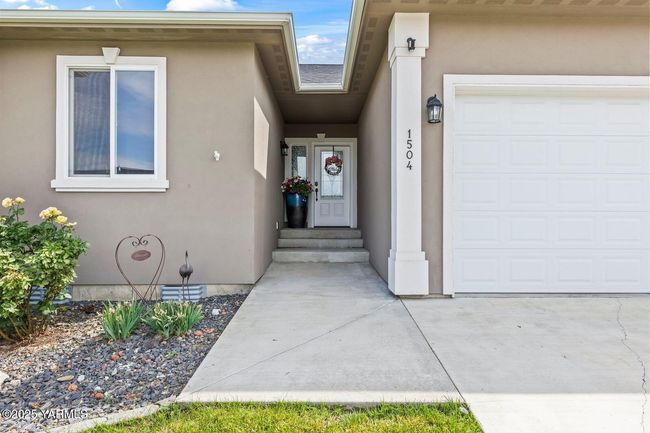 1504 W Naches Ave | Image 4