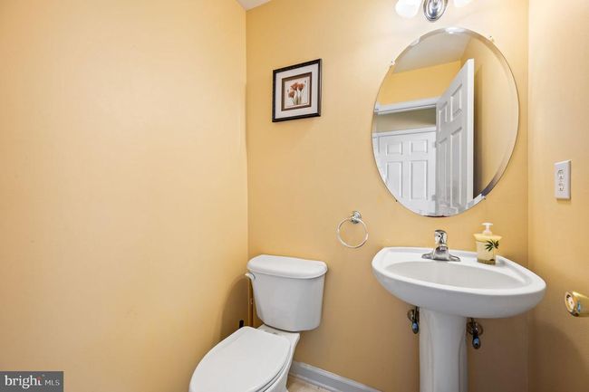 8 Merion Dr, House other with 4 bedrooms, 3 bathrooms and null parking in THORNDALE PA | Image 19