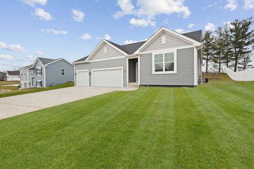 210 Linden Ln, Delavan, WI, 53115 | Card Image