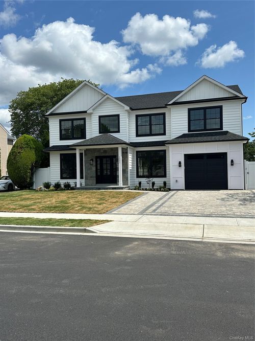 1301 Lakeside Drive, Hempstead, NY, 11793 | Card Image