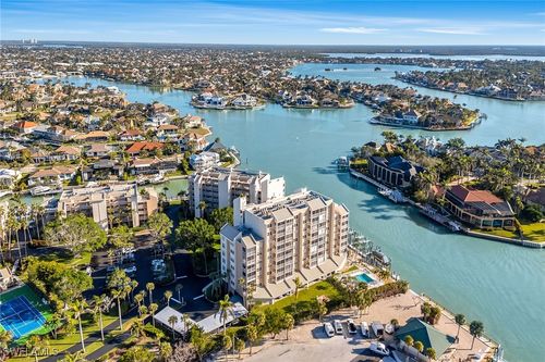 905-901 Collier Ct, MARCO ISLAND, FL, 34145-6560 | Card Image