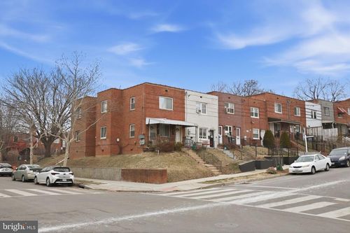 2200 15th St Ne, WASHINGTON, DC, 20018-1223 | Card Image