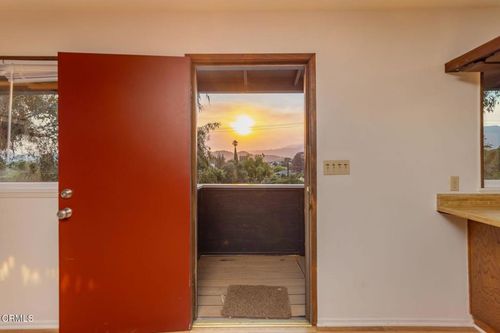 11220 N Ventura Ave, OJAI, CA, 93023-4160 | Card Image