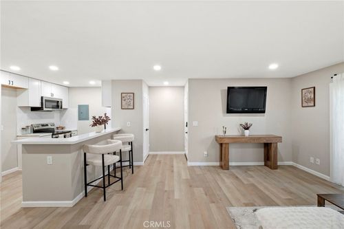 unit-j10-2501 W Sunflower Ave, Santa Ana, CA, 92704-7504 | Card Image