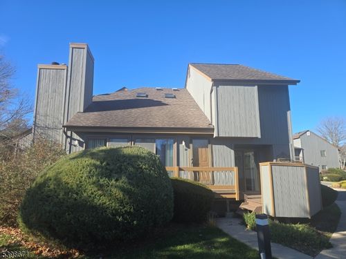 90 Sycamore Ct, Basking Ridge, NJ, 07920-3113 | Card Image