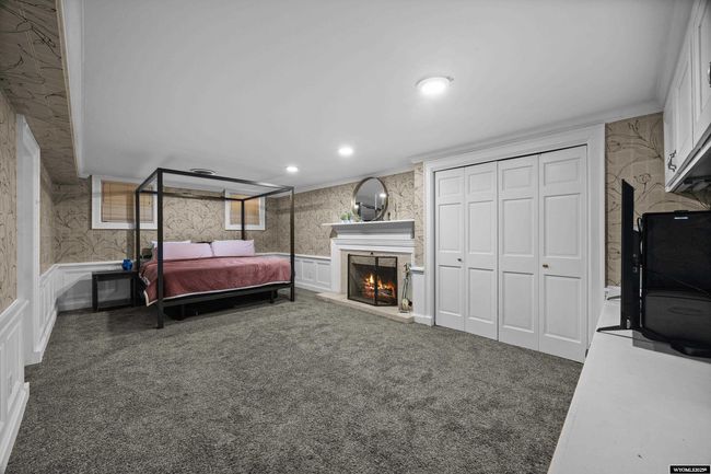 1008 W 25 Th St, House other with 5 bedrooms, 3 bathrooms and null parking in Casper WY | Image 18